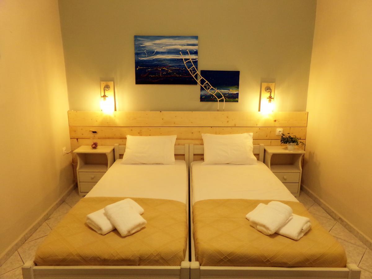 Leia Guest House Ермополи Екстериор снимка