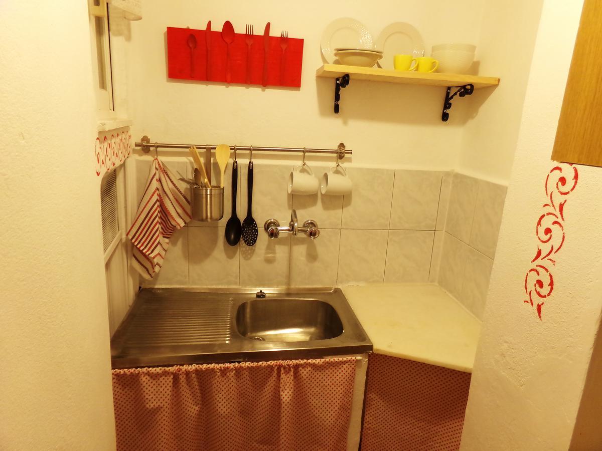 Leia Guest House Ермополи Екстериор снимка