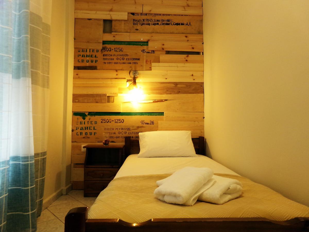 Leia Guest House Ермополи Екстериор снимка